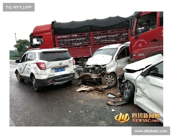 疑似四川高速执法车发生严重事故,视频引发评论区大讨论(四川高速发生严重车祸) 疑似四川高速执法车发生严重事故,视频引发评论区大讨论(四川高速发生严重车祸)